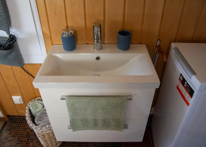 Elo Kuelalismaja Kuressaare